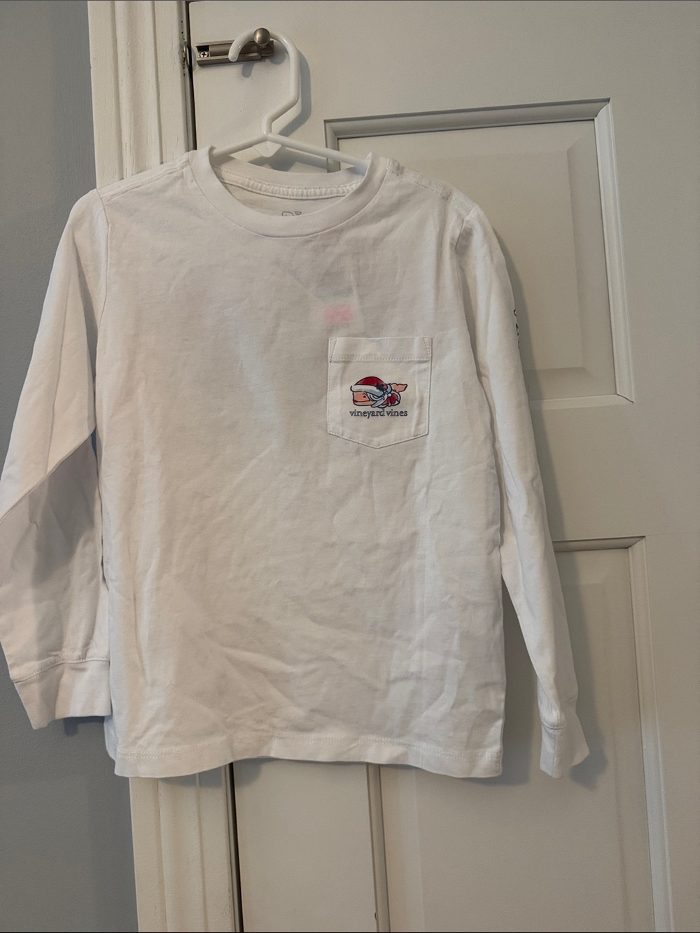 Vineyard Vines White Long-Sleeve Pocket Tee with Whale Embroidery